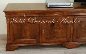 Credenza bassa porta Tv da soggiorno realizzata in stile classico con legno di noce e intarsio in ulivo